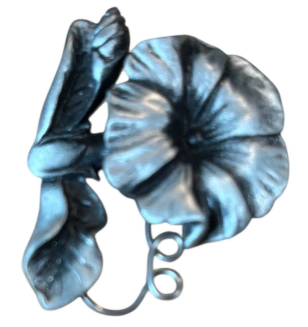 Vintage Calla Lily Brooch Silver Tone Floral Pin Art Deco 1930s Estate